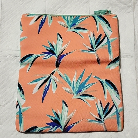 Rachel Pally Reversible Clutch, Brand new, MSRP $60 - Picture 5 of 8